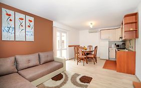 Apartment Orlovic Old Town