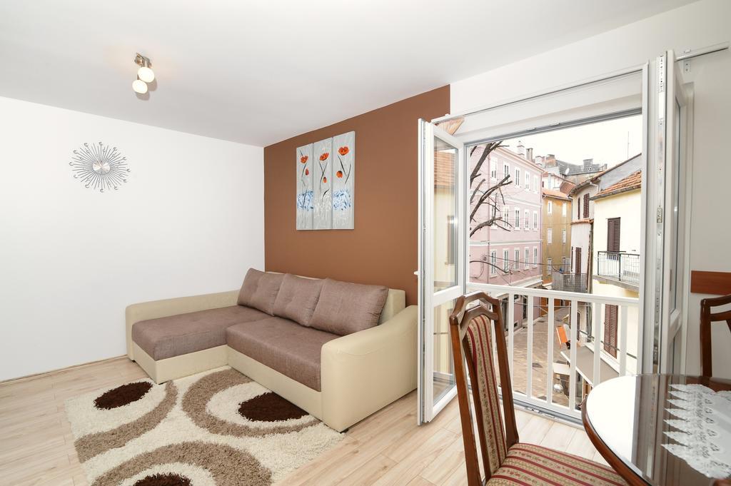 Apartment Orlovic Old Town Zadar Cameră foto